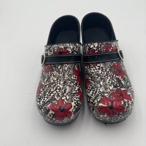 Koi Lindsey Clog by Sanita in Red Multicolor/Reduces strain on your back Sz 39/9